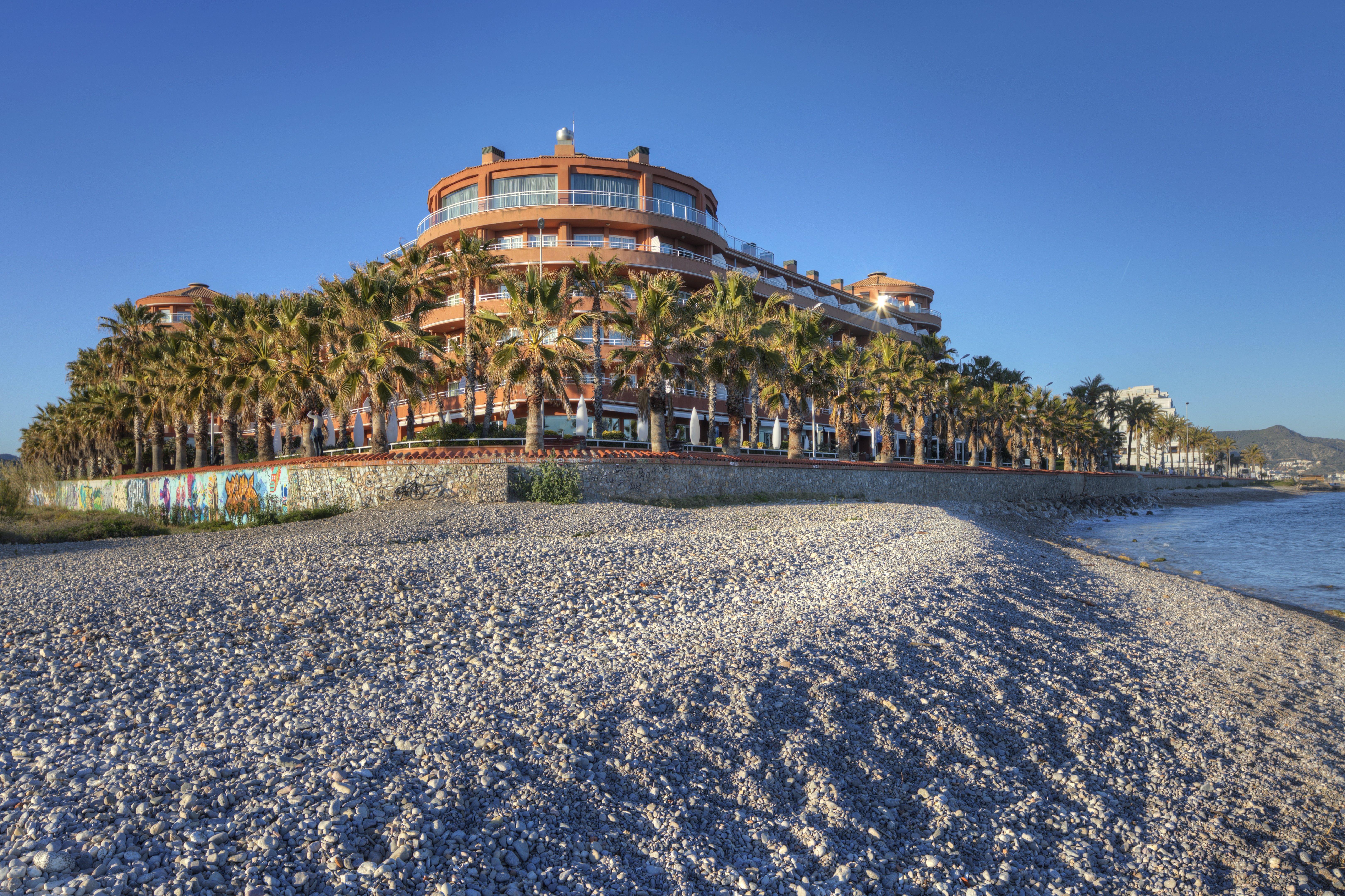 Sunway Playa Golf & Spa Sitges Hotell Exteriör bild