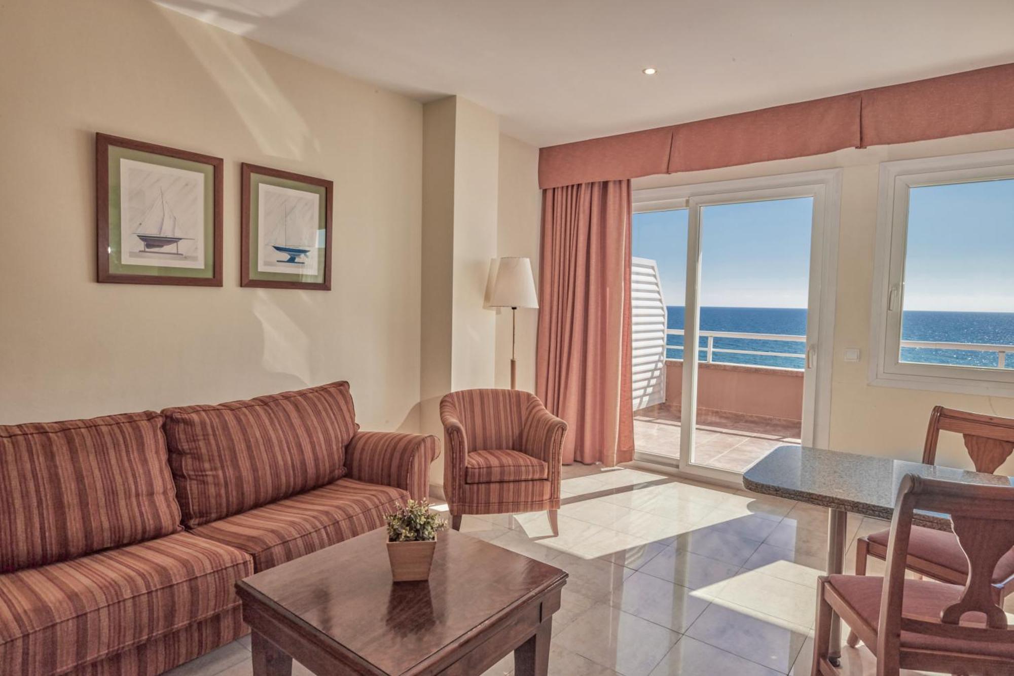 Sunway Playa Golf & Spa Sitges Hotell Exteriör bild